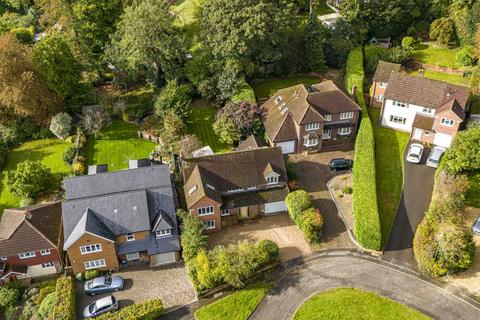 5 bedroom detached house for sale, Spinfield Park, Marlow