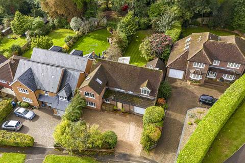 5 bedroom detached house for sale, Spinfield Park, Marlow