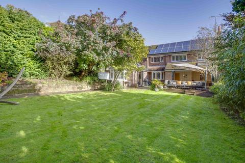 5 bedroom detached house for sale, Spinfield Park, Marlow