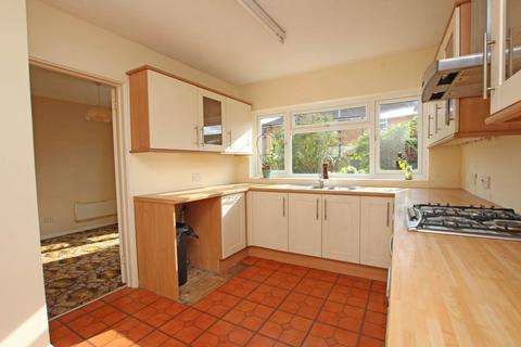 4 Benjamin Close, Eastbourne, BN22 9JE