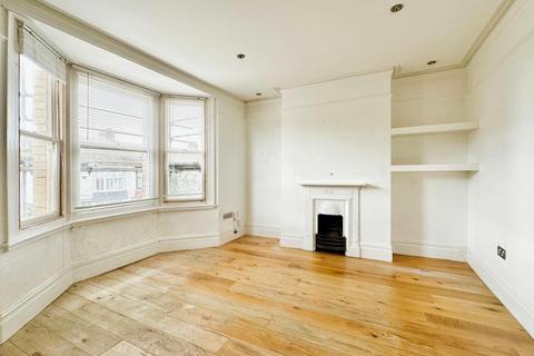 2 bedroom apartment to rent, Marmion Road, Hove