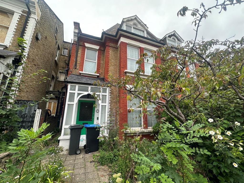 Dyne Road, London NW6 5 bed terraced house for sale £1,050,000