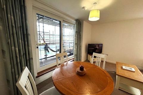 2 bedroom apartment to rent, Davaar House, Prospect Place, Cardiff Bay CF11