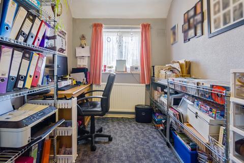 26 Anslow Gardens, Iver, SL0 0BW