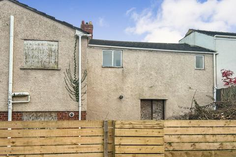 5 bedroom terraced house for sale, Garden Terrace, Wrexham LL11