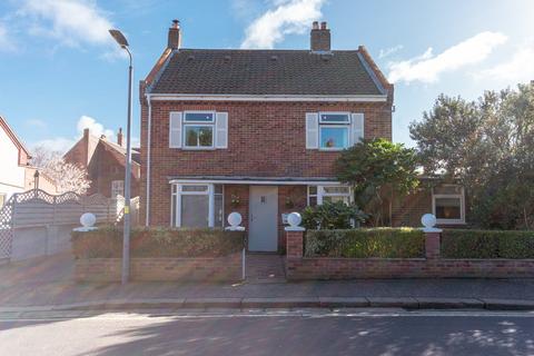 5 Canada Road, Cromer, NR27 9AH
