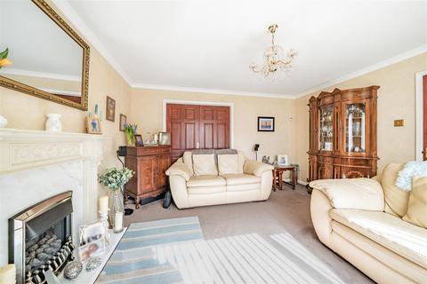 4 bedroom detached house for sale, Orchard Drive, Three Crosses, Swansea