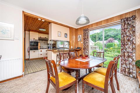 14 Broom Road, Kinross, KY13 8BU