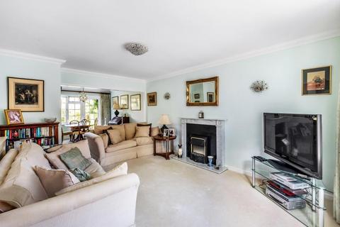 3 bedroom terraced house for sale, THE STREET, EFFINGHAM, KT24