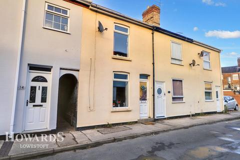 3 bedroom terraced house for sale, Albany Road, Lowestoft