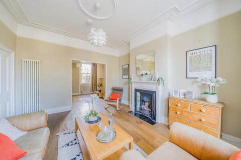 4 bedroom terraced house for sale, Cormont Road, Camberwell SE5