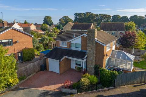 5 bedroom detached house for sale, Rose Lea Close, Hillam, Leeds