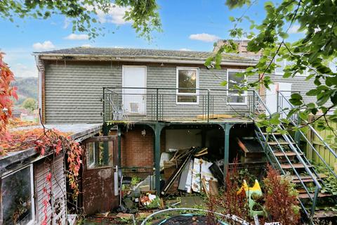 14 Radnor Drive, Knighton, LD7 1HN