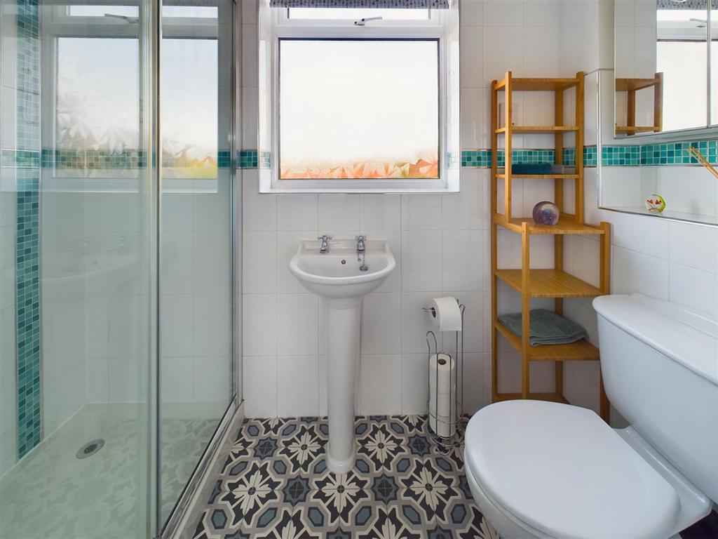 En-suite to Bedroom One