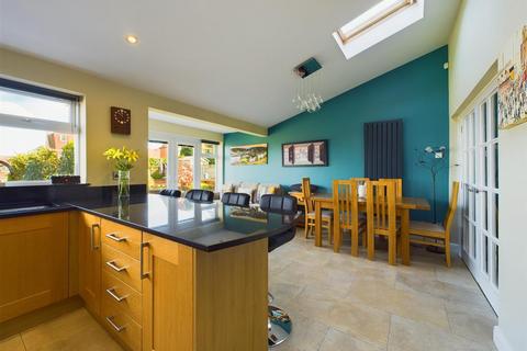 38 Barden Road, Nottingham, NG3 5QD