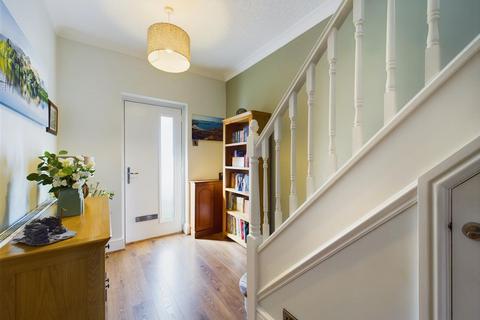 38 Barden Road, Nottingham, NG3 5QD