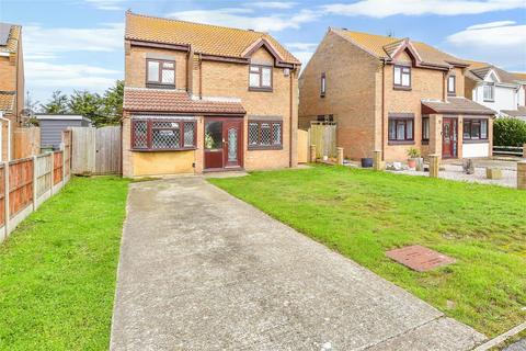 4 bedroom detached house for sale, Beachmont Close, Greatstone, New Romney, Kent