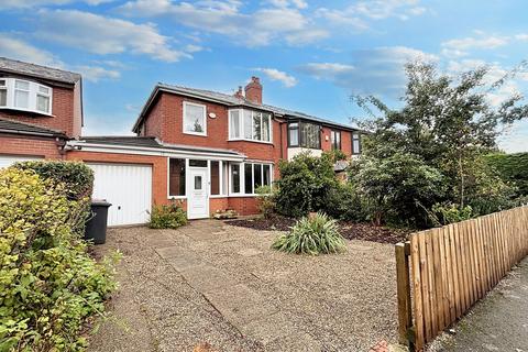 3 bedroom semi-detached house for sale, Bedford Avenue, Manchester M28