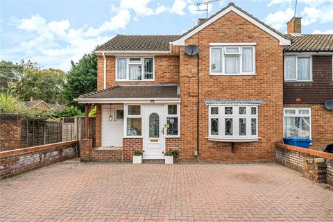 4 bedroom end of terrace house for sale, Harcourt Road, Bracknell, Berkshire, RG12