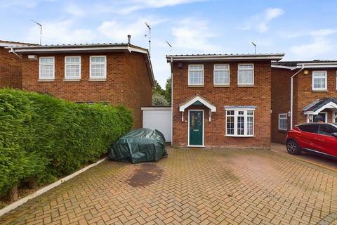 3 bedroom detached house for sale, Stanway Close, Worcester, Worcestershire, WR4