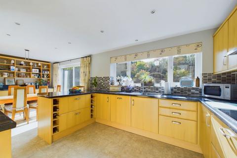 11 Bens Acre, Horsham, RH13 6LW