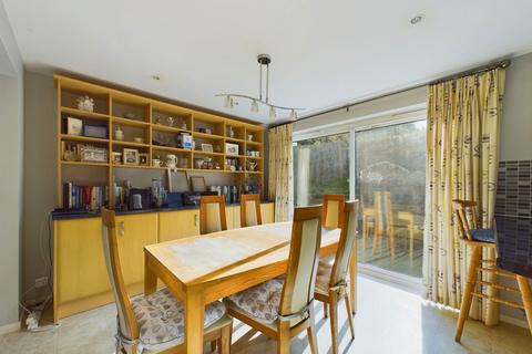11 Bens Acre, Horsham, RH13 6LW