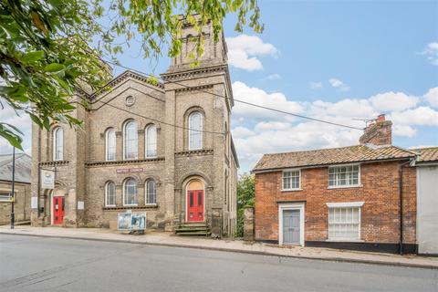 4 bedroom townhouse for sale, Denmark Street, Diss IP22