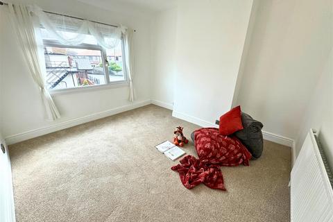 16 Coventry Drive, Rhyl, LL18 4RH