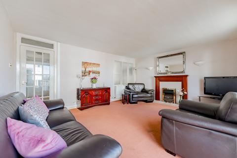 3 bedroom maisonette for sale, Invershin Drive , Maryhill, Glasgow, G20 8HG