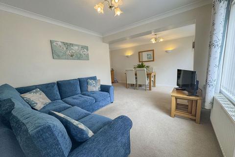 4 bedroom end of terrace house for sale, Farm Road, Castle Park, Caerphilly, CF83 1PR