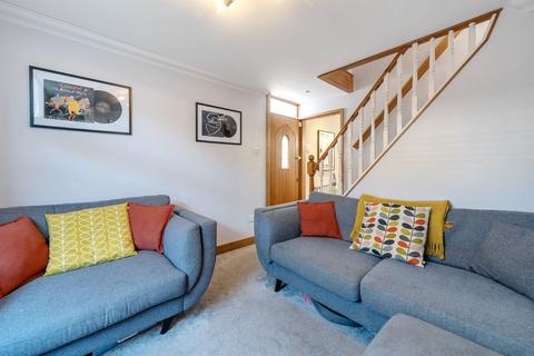 14 Oak Road, Caterham, CR3 5TS