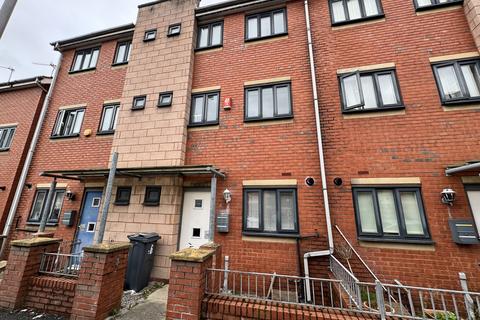 4 bedroom townhouse to rent, New Welcome Street, Manchester, M15 5NA