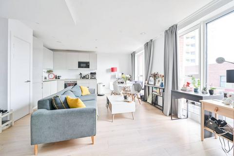 1 bedroom flat for sale, Sayer Street, Elephant and Castle, LONDON, SE17