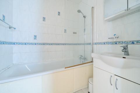 255 Friern Road, London, SE22 0BE