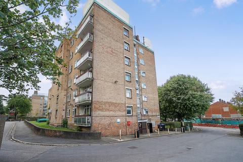 255 Friern Road, London, SE22 0BE