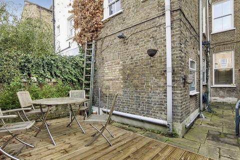 1 bedroom flat to rent, Heyford Avenue, Oval, London, SW8