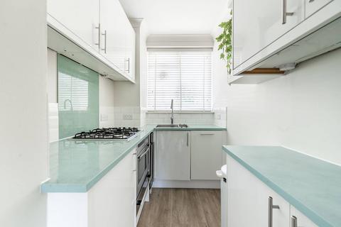 2 bedroom flat to rent, Callow Street, Chelsea, London, SW3