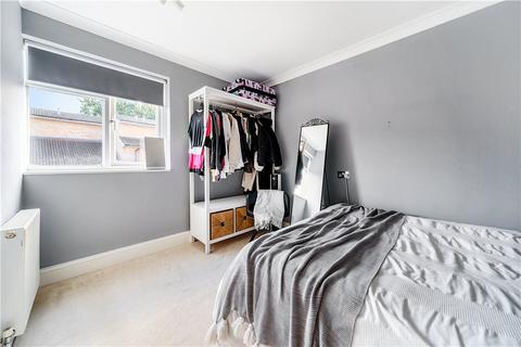 2 bedroom apartment for sale, Constance Road, Twickenham, TW2