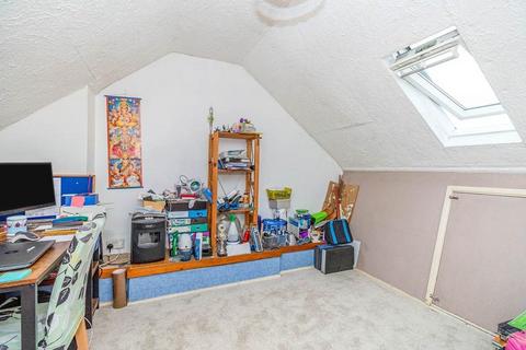 159 Ridge Road, Sutton, SM3 9LW