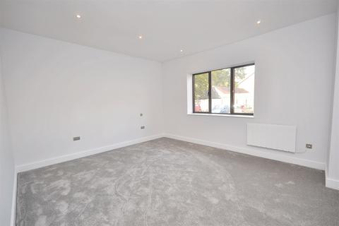 1 bedroom flat for sale, Salisbury City Centre