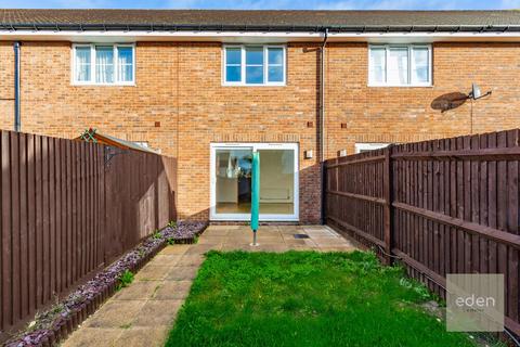 2 bedroom terraced house for sale, Linnitt Road, Snodland, ME6