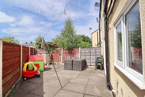 3 bedroom semi-detached house to rent, Albert Avenue, Worsley, Manchester, Greater Manchester, M28