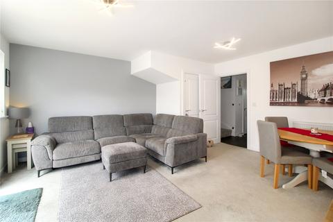 4 Alfred Gardens, Rochford, SS4 1JX