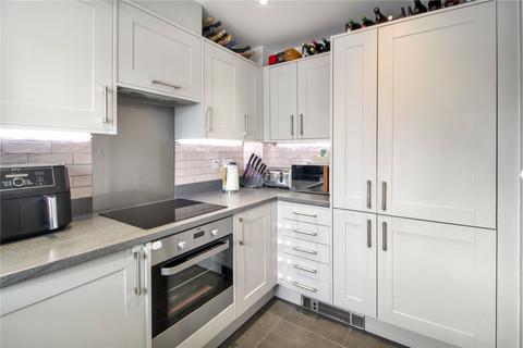 4 Alfred Gardens, Rochford, SS4 1JX