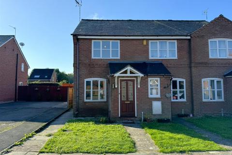 2 bedroom end of terrace house for sale, Bryn Y Pys Court, Overton on Dee.