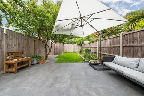 44 Elmers End Road, London, SE20 7SN