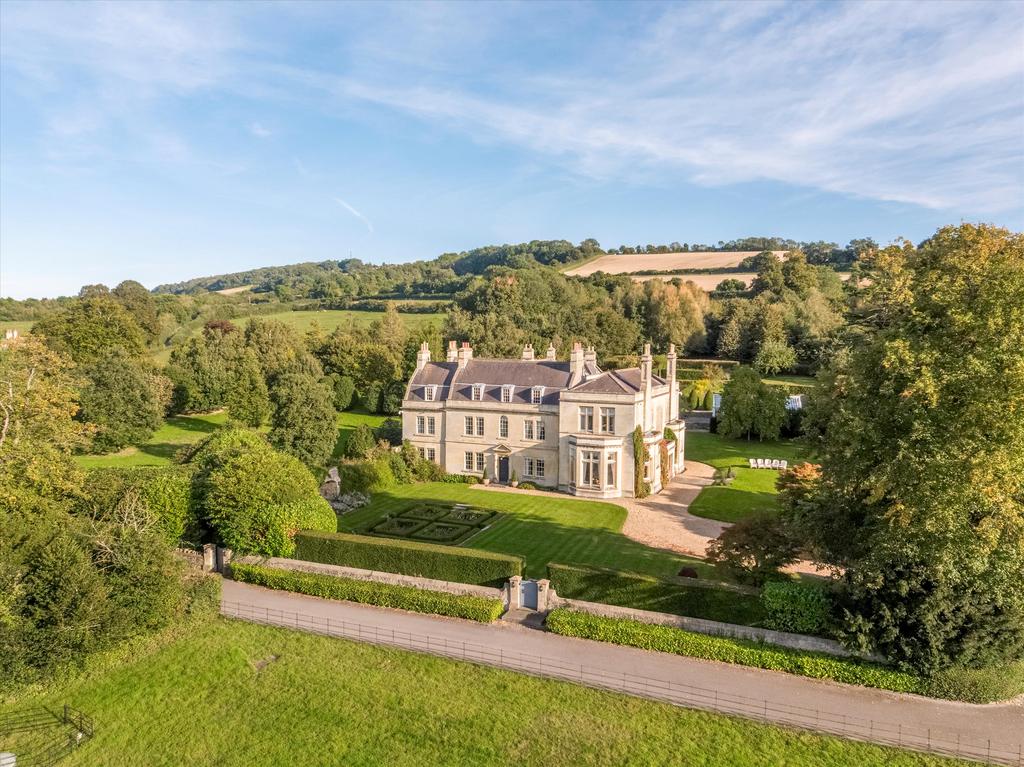 Beach Lane, Beach, Nr Bath, BS30.