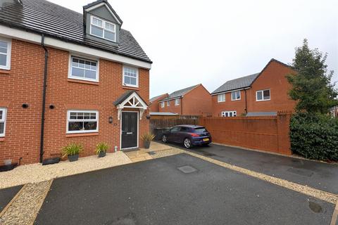 3 bedroom townhouse for sale, Corbett Road, Moston, Sandbach