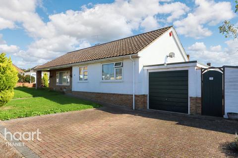 3 bedroom detached bungalow for sale, Manor Drive, Birchington