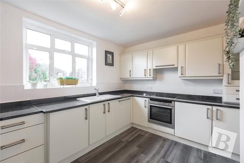 14 Preston Road, Harold Hill, Romford, RM3 7YU